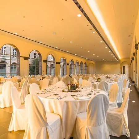 Het Godshuis 4* シント・ラウラインス